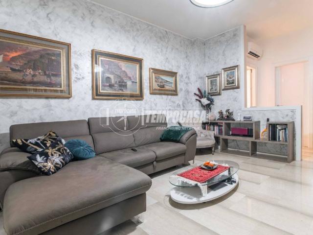 Appartamento in vendita a San Bartolomeo, Como