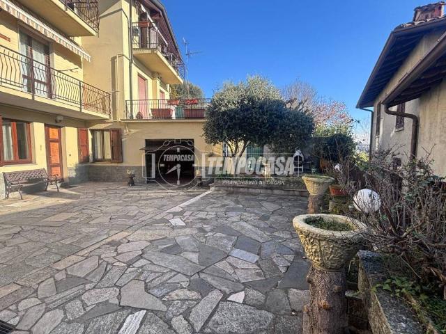 Appartamento in vendita a Garzola, Como