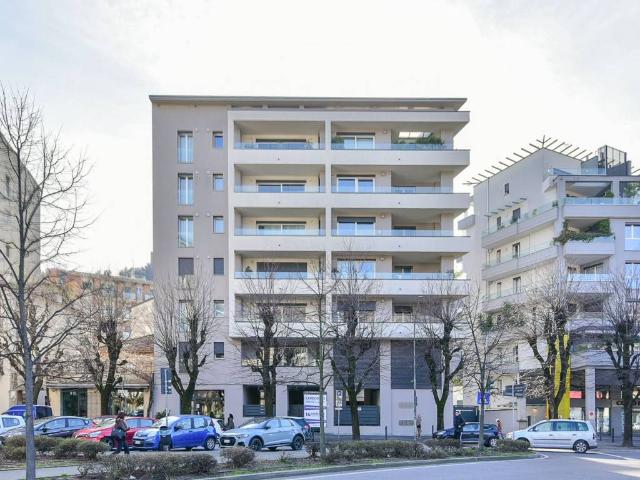 Appartamento in vendita a San Rocco, Como