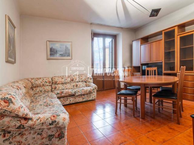 Appartamento in vendita a Caserme, Como