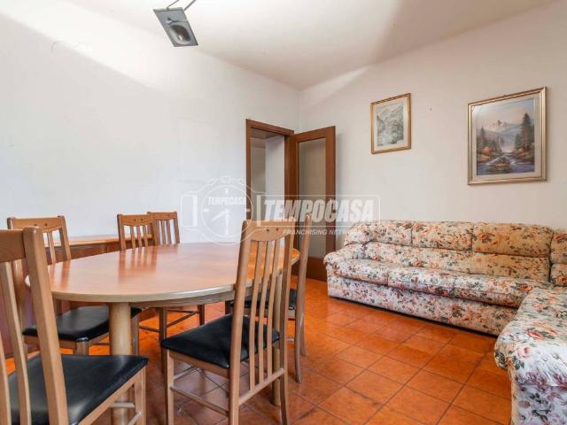 Appartamento in vendita a Caserme, Como