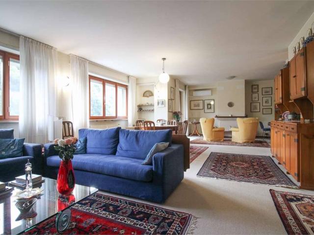 Appartamento in vendita a Como