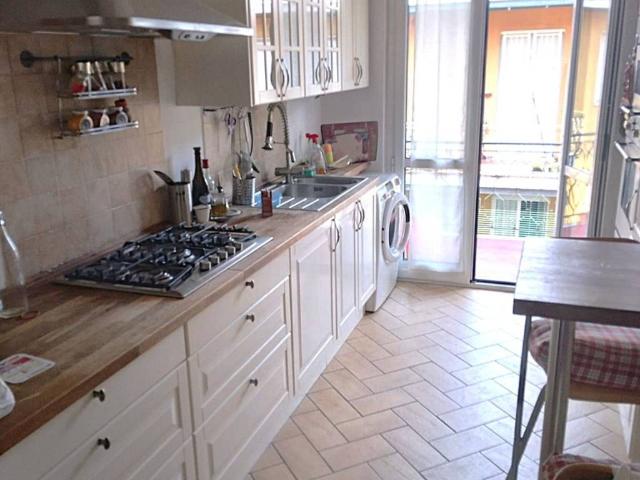 Appartamento in vendita a Muggiò, Como