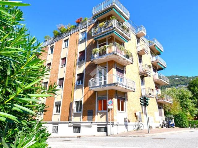 Appartamento in vendita a San Martino, Como