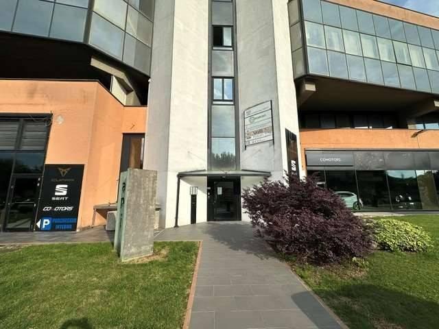 Appartamento in vendita a Como, Lombardia