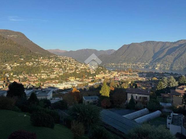 Appartamento in vendita a Sagnino, Como