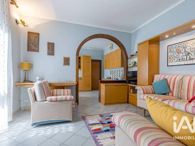 Villa Indipendente in vendita a San Giuliano, Como