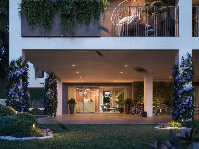 Appartamento in vendita a Como, Lombardia