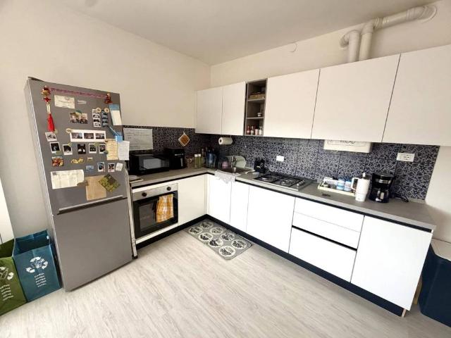 Appartamento in vendita a Como, Lombardia