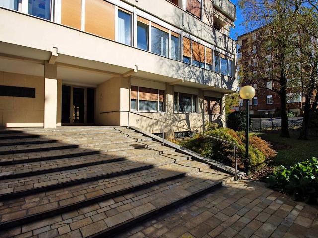 Appartamento in vendita a Caserme, Como