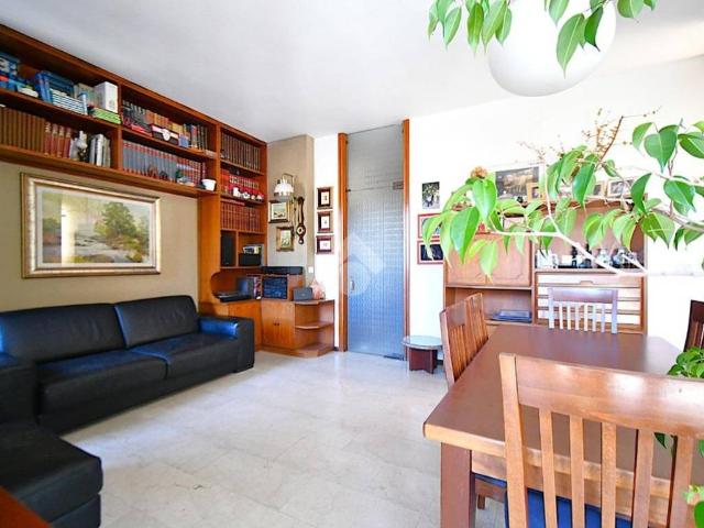 Appartamento in vendita a Borgovico, Como