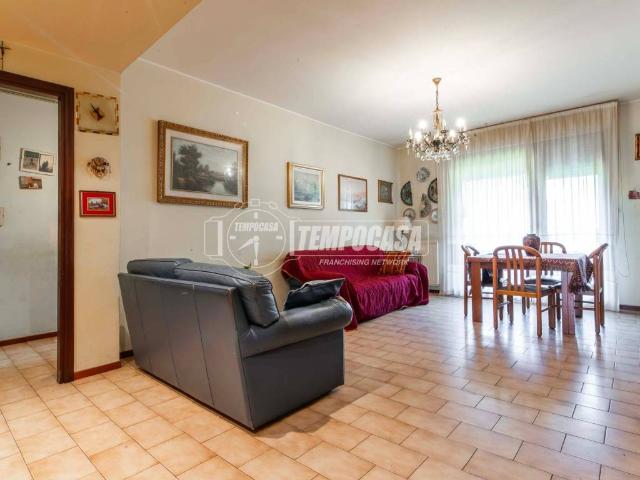 Appartamento in vendita a Sagnino, Como
