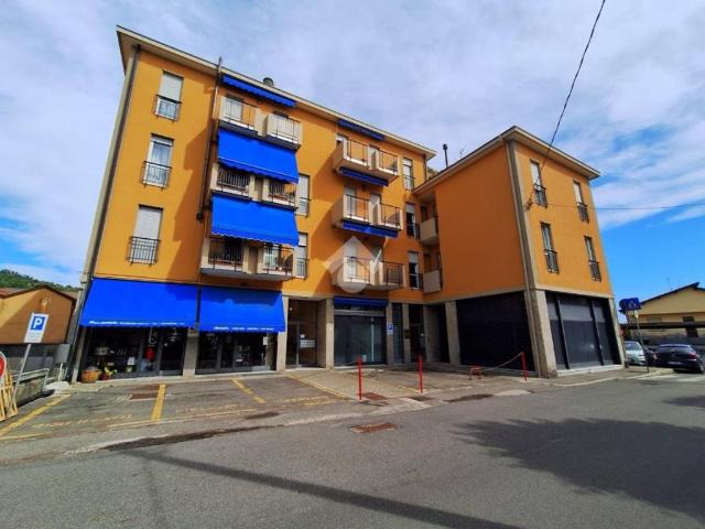 Appartamento in vendita a Como, Lombardia