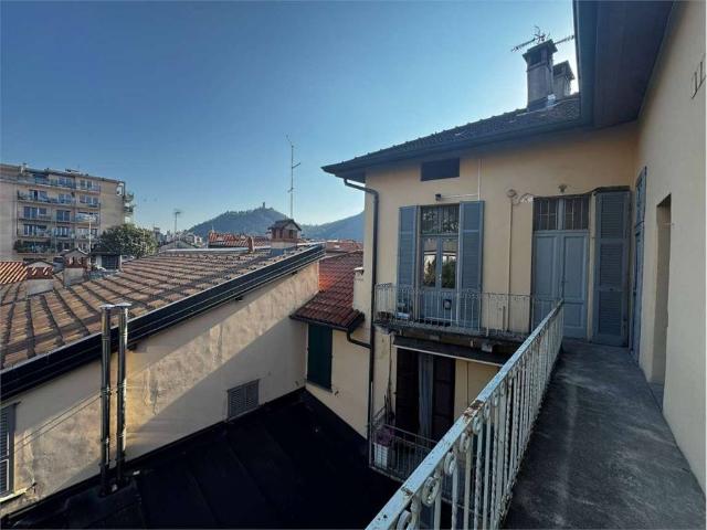 Appartamento in vendita a San Bartolomeo, Como