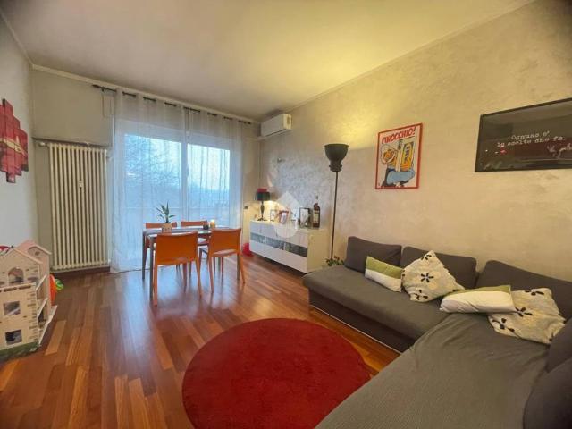 Appartamento in vendita a Como, Lombardia