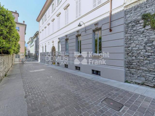 Appartamento in vendita a San Bartolomeo, Como
