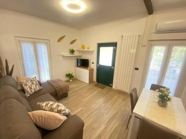Appartamento in vendita a Sagnino, Como