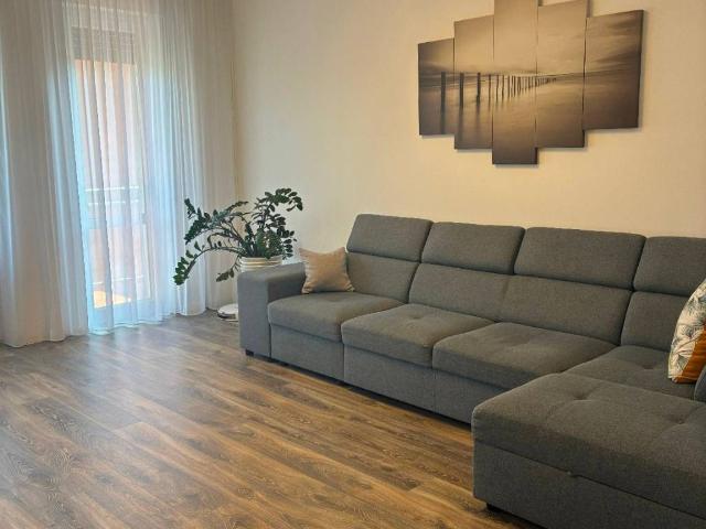 Appartamento in vendita a Sagnino, Como