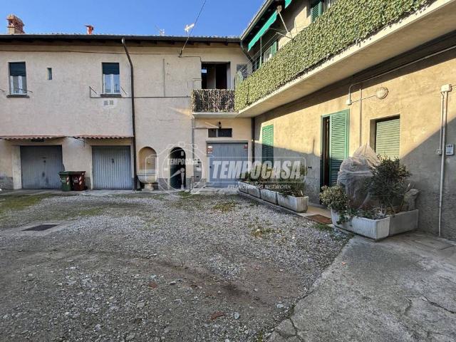 Appartamento in vendita a Como, Lombardia