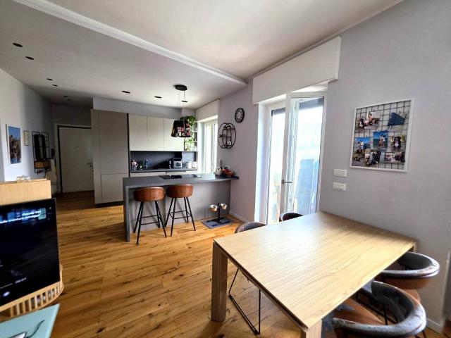 Appartamento in vendita a Roncate, Como