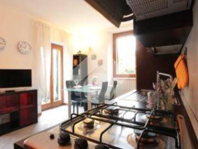 Appartamento in vendita a Sagnino, Como