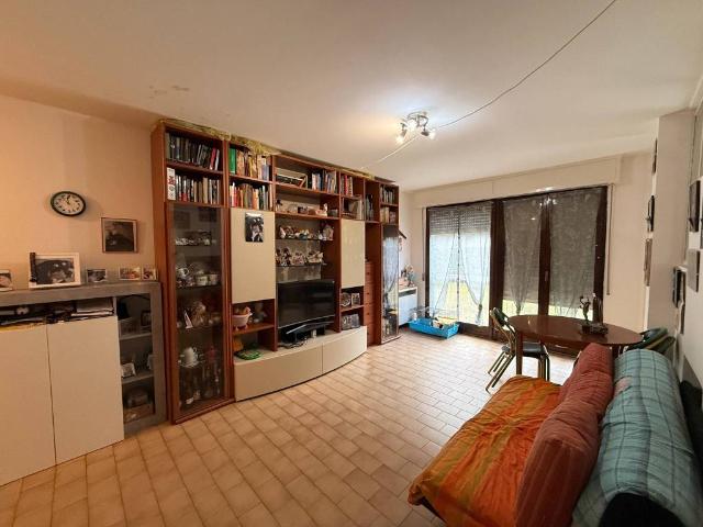Appartamento in vendita a Sagnino, Como