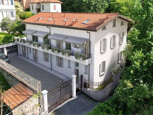 Appartamento in vendita a Sagnino, Como