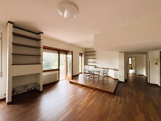 Appartamento in vendita a Garzola, Como