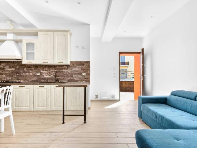 Appartamento in vendita a Como, Lombardia