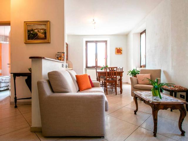 Appartamento in vendita a Como