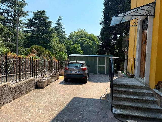 Villa Indipendente in vendita a Breccia, Como