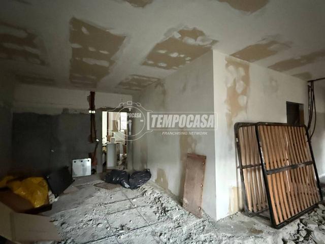 Appartamento in vendita a Sagnino, Como