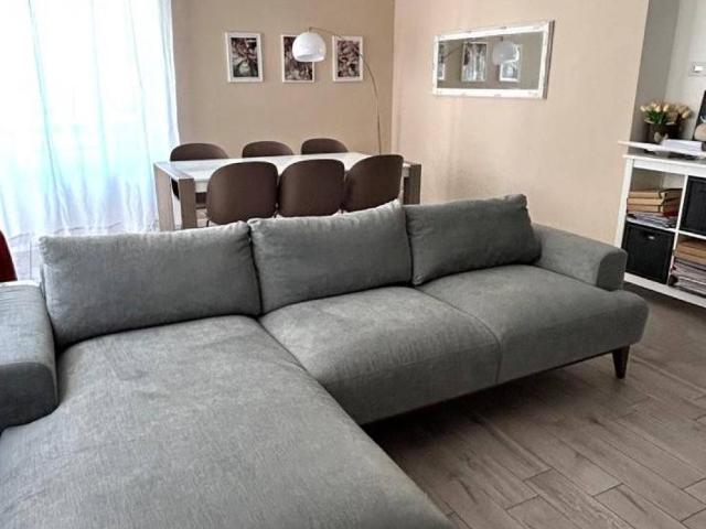 Appartamento in vendita a Muggiò, Como