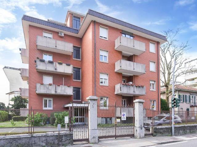 Appartamento in vendita a Como, Lombardia