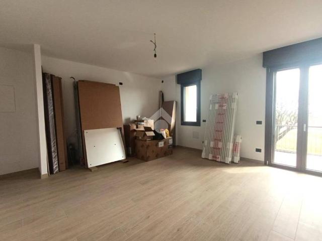 Appartamento in vendita a Comun Nuovo, Lombardia