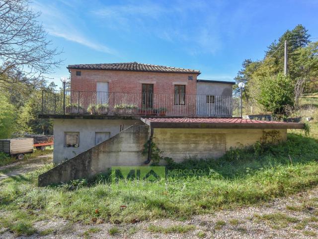 Appartamento in vendita a Croce di Casale, Comunanza