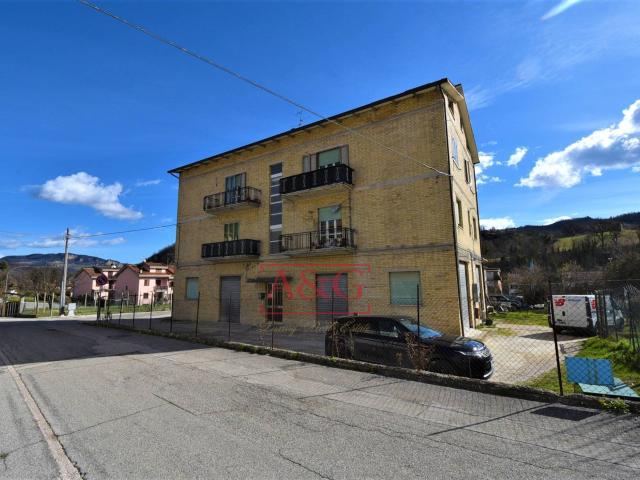 Appartamento in vendita a Comunanza, Ascoli Piceno