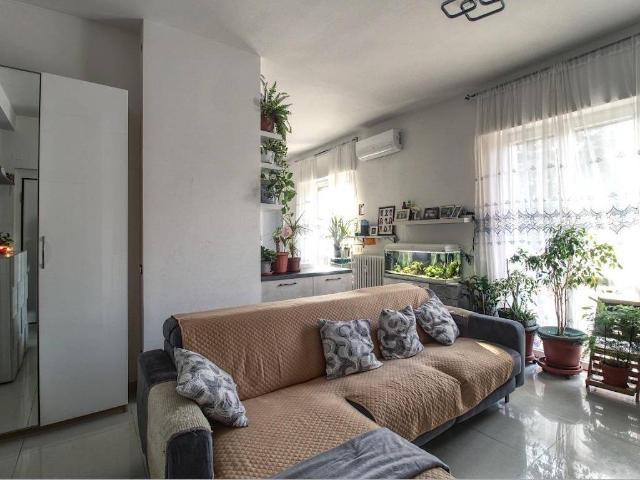 Appartamento in vendita a Concorezzo, Lombardia