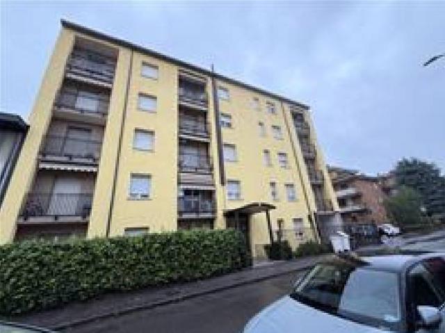 Appartamento in vendita a Concorezzo, Lombardia