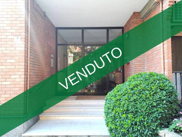 Appartamento in vendita a Concorezzo, Lombardia