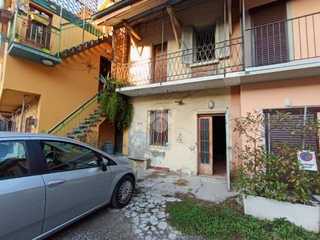 Appartamento in vendita a Concorezzo, Lombardia