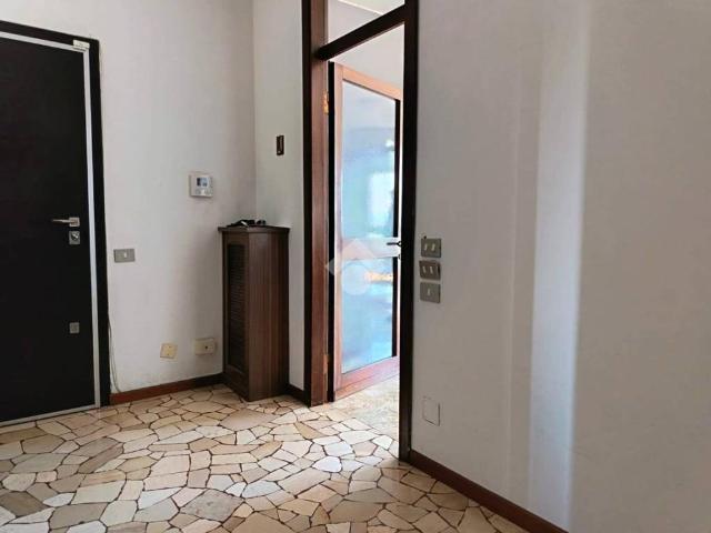Appartamento in vendita a Concorezzo, Lombardia