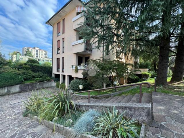Appartamento in vendita a Concorezzo, Lombardia