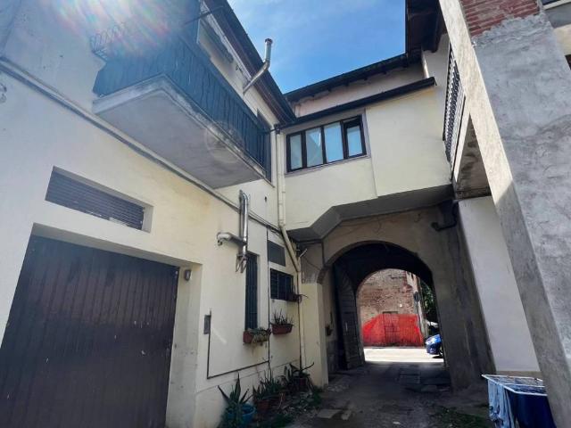 Appartamento in vendita a Concorezzo, Lombardia