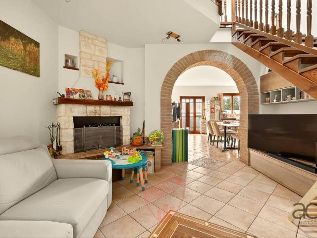 Appartamento in vendita a Concorezzo, Monza-brianza