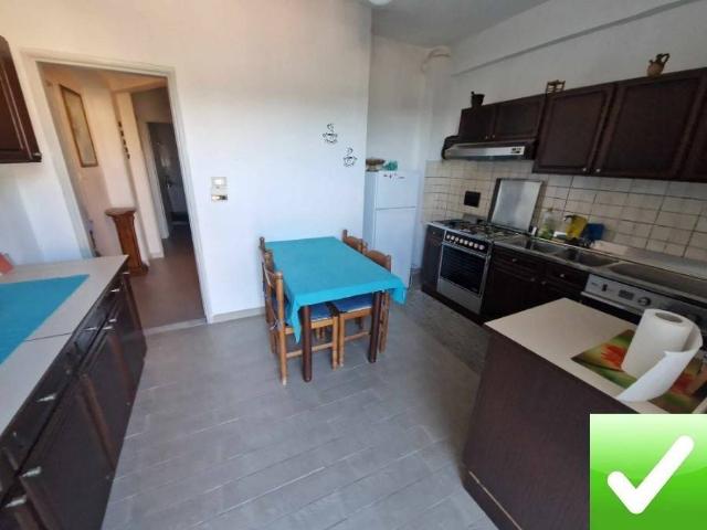 Appartamento in vendita a Calabria, Reggio Calabria