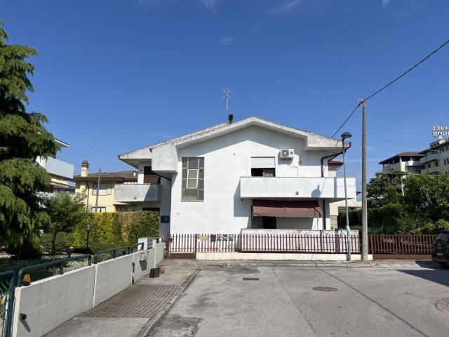 Appartamento in vendita a Conselve, Veneto