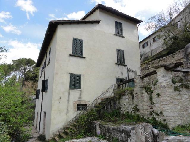 Appartamento in vendita a Contigliano, Lazio