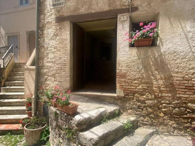 Appartamento in vendita a Contigliano, Lazio