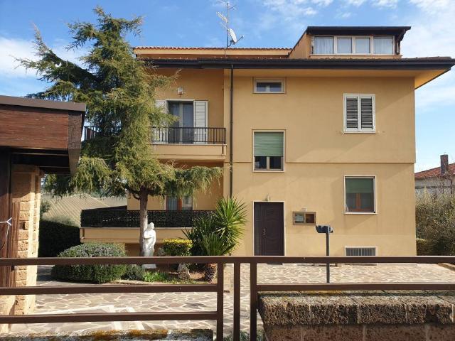 Appartamento in vendita a Unione dei Comuni della Val Vibrata, Controguerra